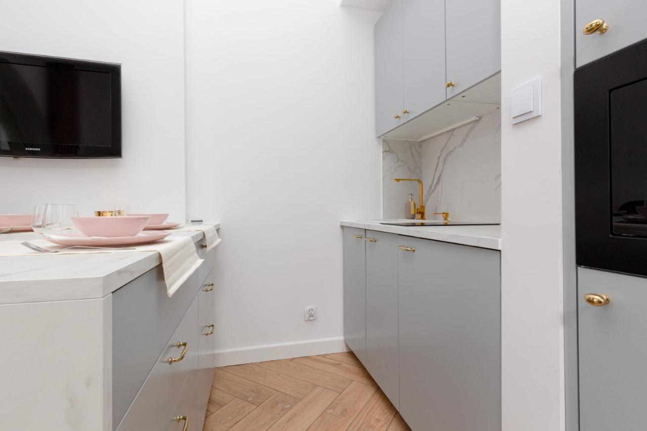 Praga Center Apartments By Noclegi Renters Warsawa Bagian luar foto