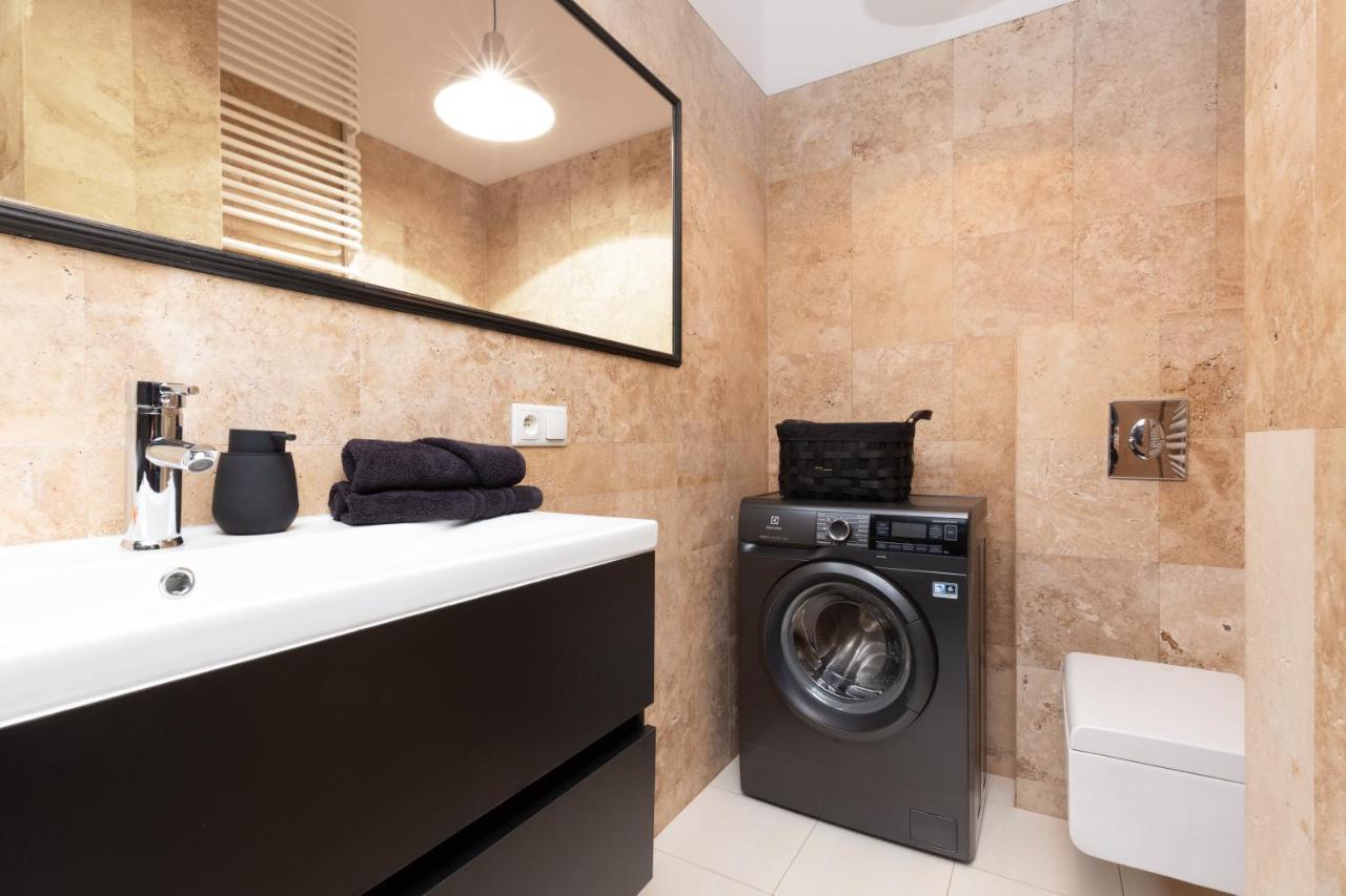 Praga Center Apartments By Noclegi Renters Warsawa Bagian luar foto
